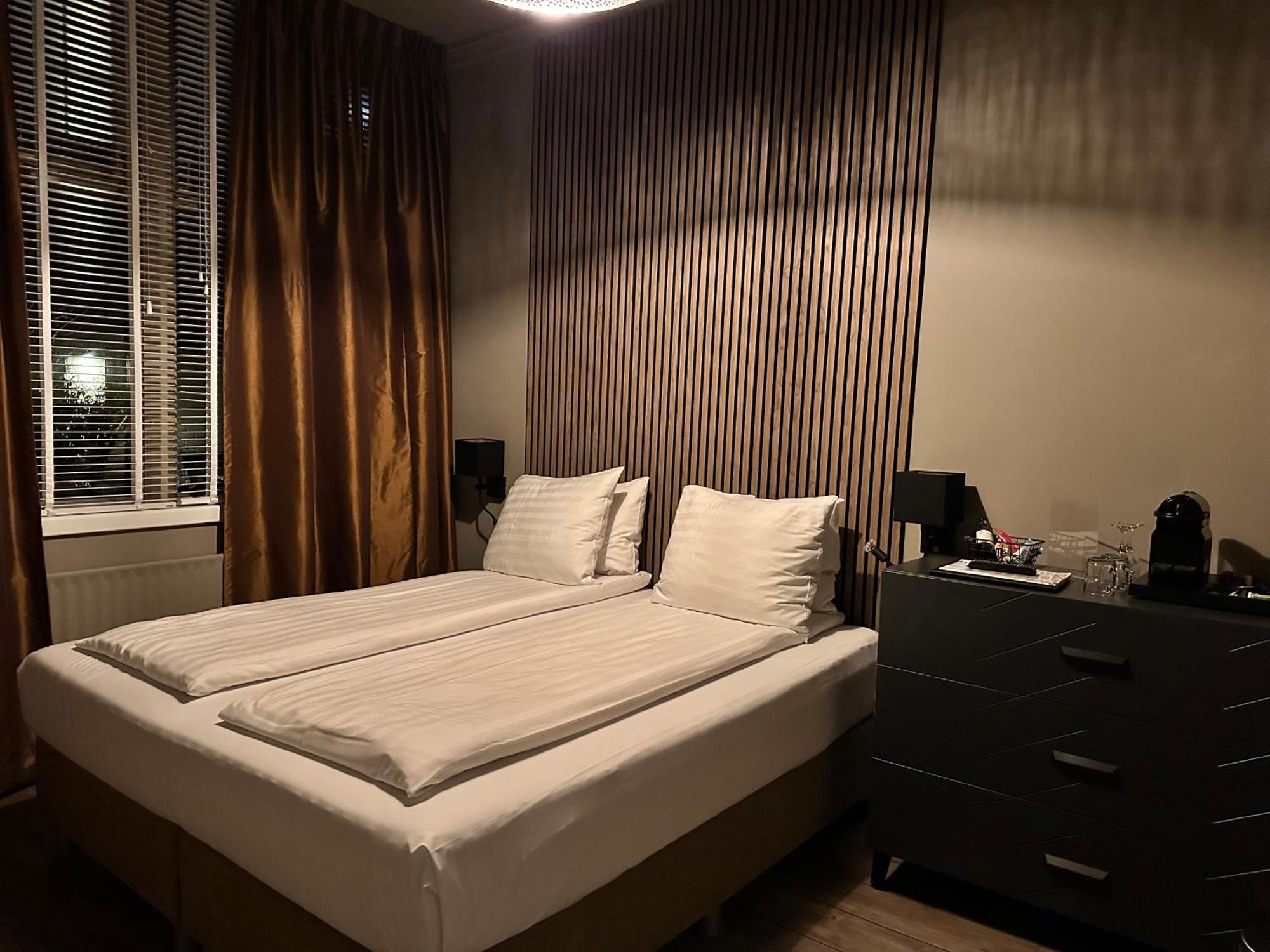 Hotel Buren فيست تيرشخيلينج المظهر الخارجي الصورة